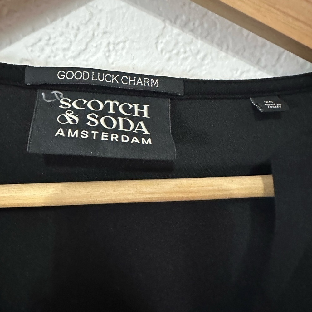 Scotch & Soda Good Luck Charm Voluminous Sleeved Black Sweater - Size XS - Picture 2 of 7